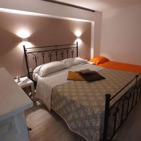 La Nicchia Del Borgo Lejlighed Taranto Eksteriør billede